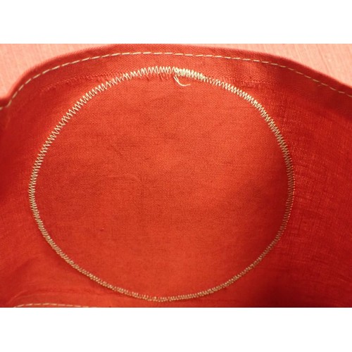 58 - 3rd Reich German NSDAP party armband

Red band with separate roundel and printed swastika. In good, ... 