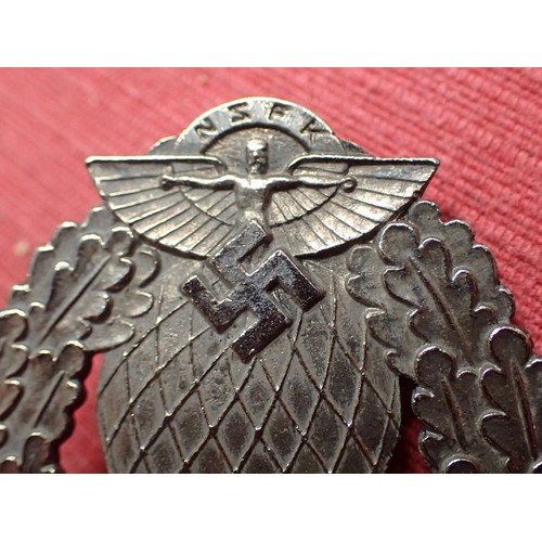 59 - 3rd Reich German NSFK balloon flyer's badge

Rare badge. Detailing is still crisp and clear to the f... 