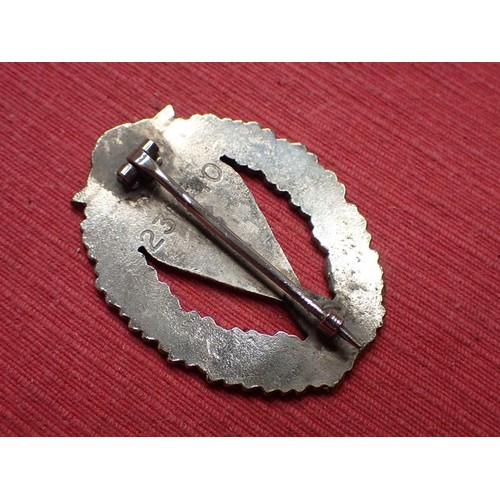 59 - 3rd Reich German NSFK balloon flyer's badge

Rare badge. Detailing is still crisp and clear to the f... 