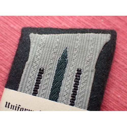60 - 3rd Reich German pair of unissued army collar tabs.

Old-new stock. Still in their maker's dispatch ... 