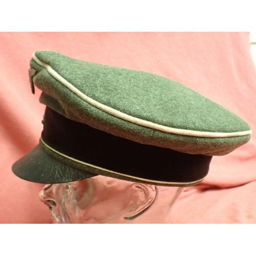 308 - WW2 German Waffen-SS infantry visor cap

Waffen-SS infantryman's visor cap by Erel. No moth nips to ... 