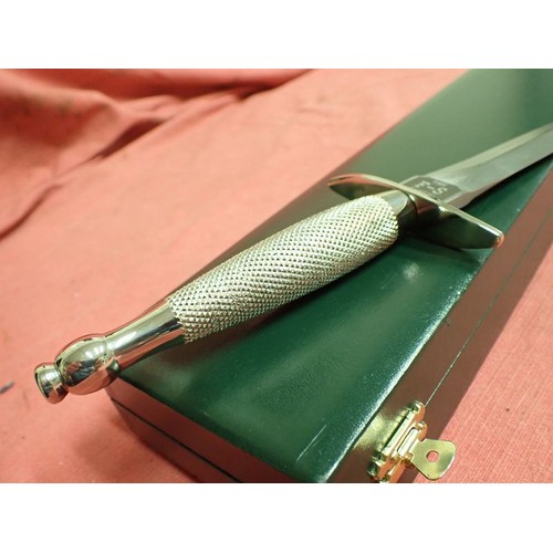 310 - Cased Wilkinson Sword made Fairbairn-Sykes knife

Finely made 1st Pattern F/S knife by Wilkinson. 17... 