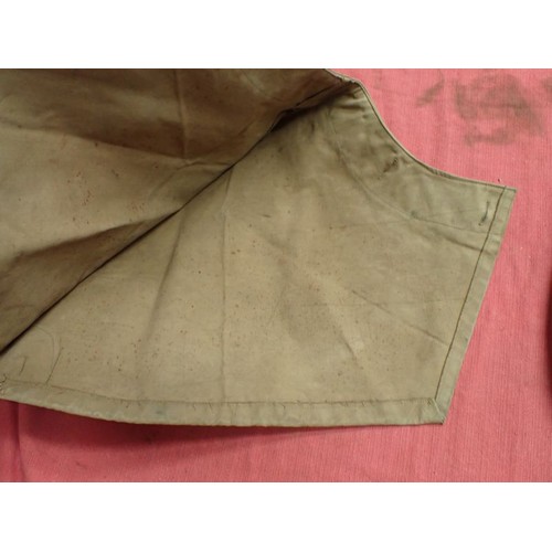 318 - WW2 German breech cover? and a canvas pack

What appears to be a breech cover, possibly for an anti-... 