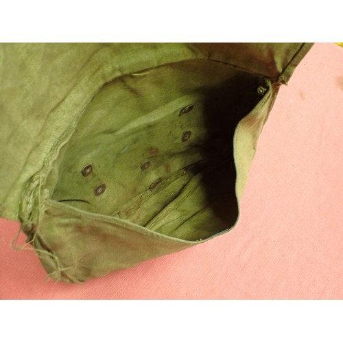 318 - WW2 German breech cover? and a canvas pack

What appears to be a breech cover, possibly for an anti-... 