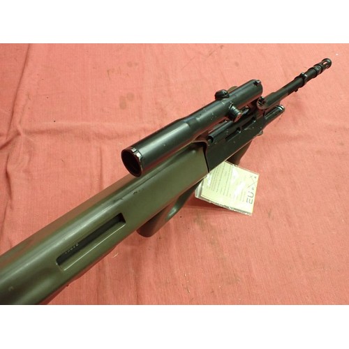 408 - Deactivated Steyr-Aug 5.56 mm assault rifle

Modern Steyr-Aug assault rifle with fixed optical sight... 