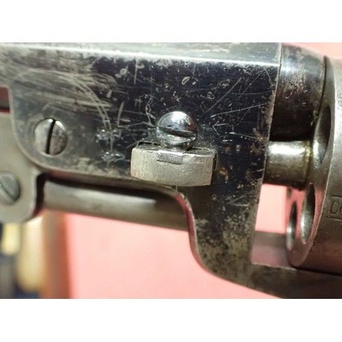1 - Cased London Colt Navy revolver made in 1853

A very rare and complete set. One of the first-year-of... 