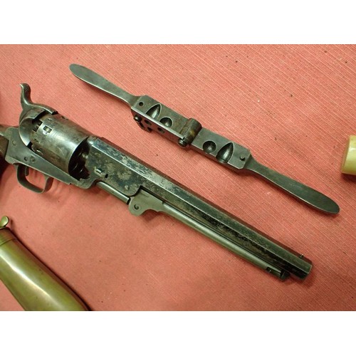 1 - Cased London Colt Navy revolver made in 1853

A very rare and complete set. One of the first-year-of... 