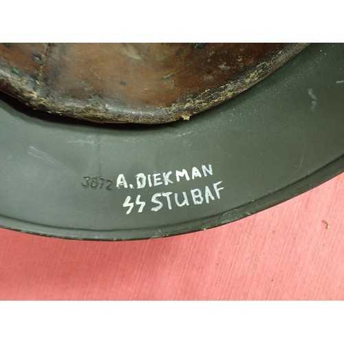 33 - German display / reenactment Waffen-SS M40 helmet

Well done display helmet. The lining appears to b... 