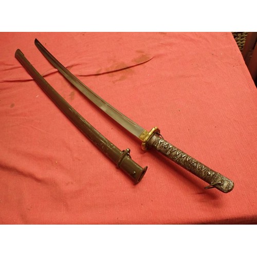 44 - WW2 Japanese N.C.O.s Katana sword

A good condition example with a near-mint blade, 703 mm long. Mat... 