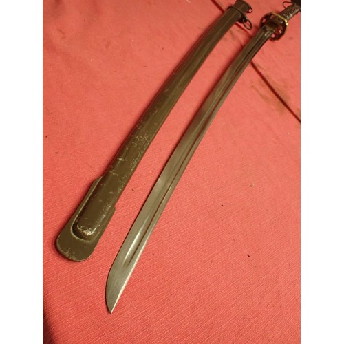 44 - WW2 Japanese N.C.O.s Katana sword

A good condition example with a near-mint blade, 703 mm long. Mat... 