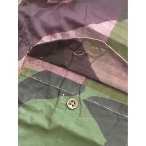 45 - WW2 British Army SAS Camo Windproof Trousers dated 1944

Excellent almost mint condition and a good ... 