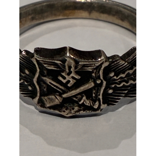 48 - WW2 German Army Close Combat Canteen Ring 

Good condition with markings, made of silver