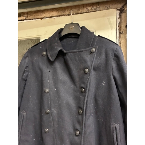 21 - British WW2 Durham Constabulary Police Great Coat

Very heavy coat  , 42 inch chest , has plastic Ki... 