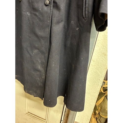 21 - British WW2 Durham Constabulary Police Great Coat

Very heavy coat  , 42 inch chest , has plastic Ki... 