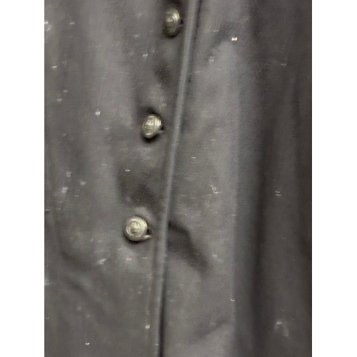 21 - British WW2 Durham Constabulary Police Great Coat

Very heavy coat  , 42 inch chest , has plastic Ki... 