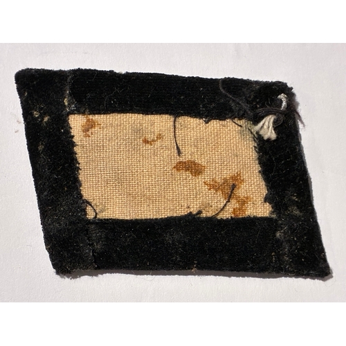 35 - WW2 German Waffen SS Brigadefuhrer Collar Tabs

Rare pair of tabs - a remnant of the detached piping... 