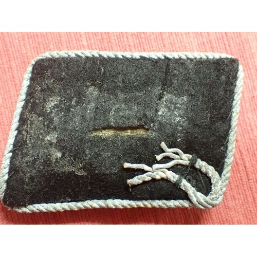 45 - WW2 German SS Officers'  collar tab

Very rare SS officer's Totenkopf collar tab. In good untouched ... 
