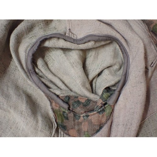 5 - WW2 Waffen-SS Paratrooper camouflaged smock

A exceptionally rare camouflage smock for the Waffen-SS... 