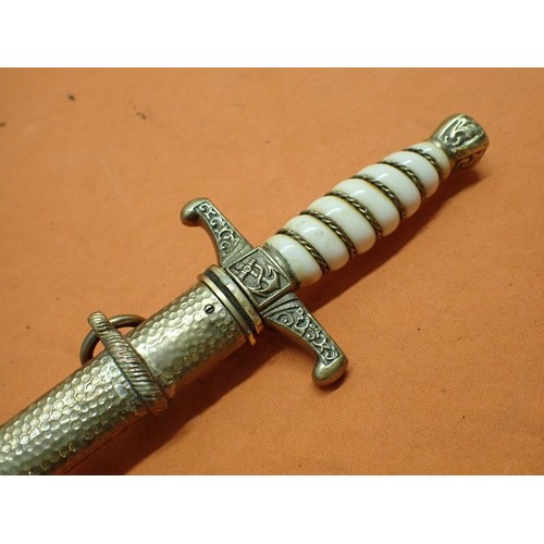 WW2 German 1941 presentation Kriegsmarine dagger Fine quality dagger an ...