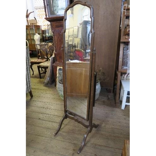 119 - A CHEVAL MIRROR, TOTAL HEIGHT 62INS X MAX WIDTH 17INS