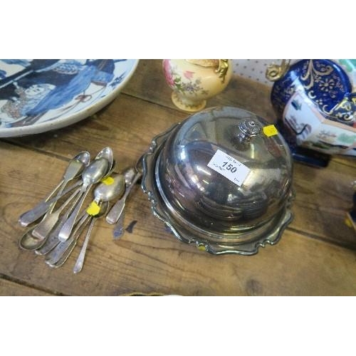 150 - A SILVER PLATED MUFFIN DISH, TOGETHER WITH A COLLECTION OF SILVER AND SILVER PLATED TEA SPOONS, INCL... 