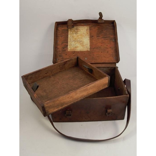 185 - A leather bound rectangular case, with wooden lift-out tray, 13.5ins x 10ins