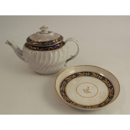 222 - A 19th century Barr Worcester part tea service, comprising tea pot and stand, covered sugar bowl, ju... 