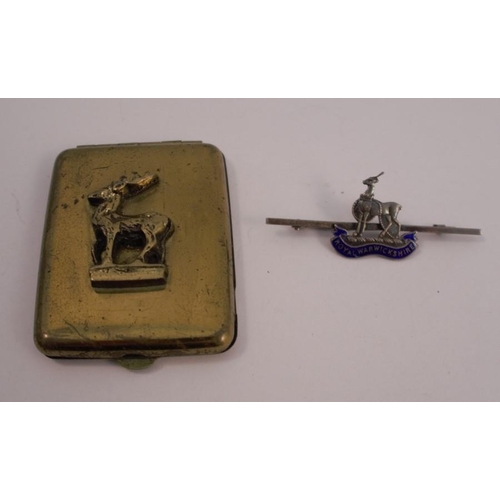 277 - A Royal Warwickshire Regiment sweetheart bar brooch, stamped 'Silver', approximately 5.6cm long, tog... 