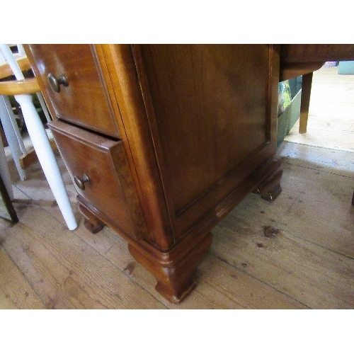 29 - A Frank Hudson desk, width 55.5ins x depth 20ins