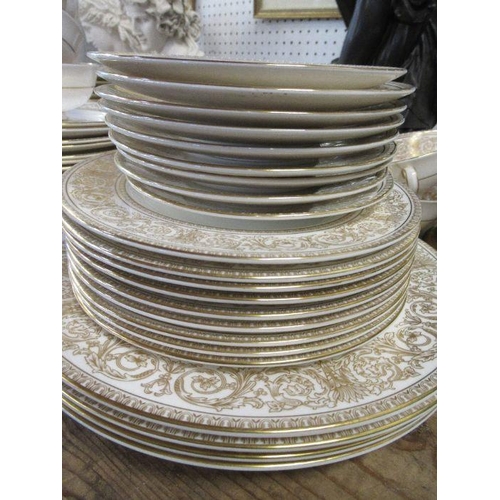 142 - A Royal Doulton Sovereign part dinner service, comprising 9 x 10.5ins dinner plates, 9 x 9ins plates... 