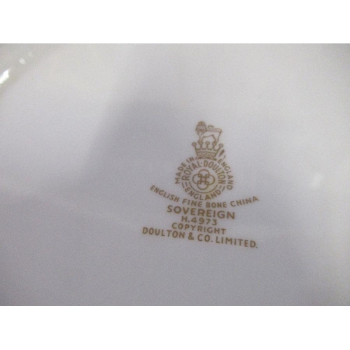 142 - A Royal Doulton Sovereign part dinner service, comprising 9 x 10.5ins dinner plates, 9 x 9ins plates... 