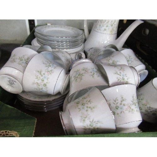 156 - A large collection of Noritake china, Nile and Savannah patterns