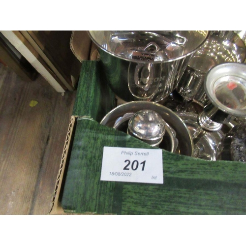 201 - A collection of silver plated items, to include trays, dishes etc