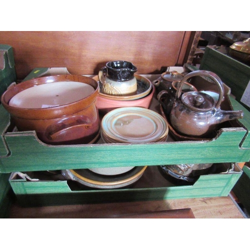 278 - Two boxes of assorted pottery tea ware, serving dishes etc