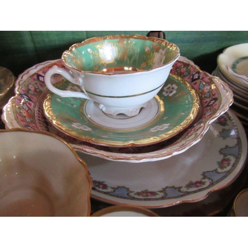 280 - A Nautilus Porcelain tea service, together with other teaware etc