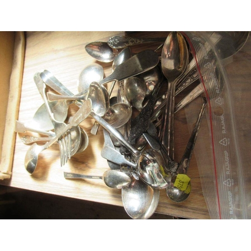 353 - A bag of assorted silver plated cutlery