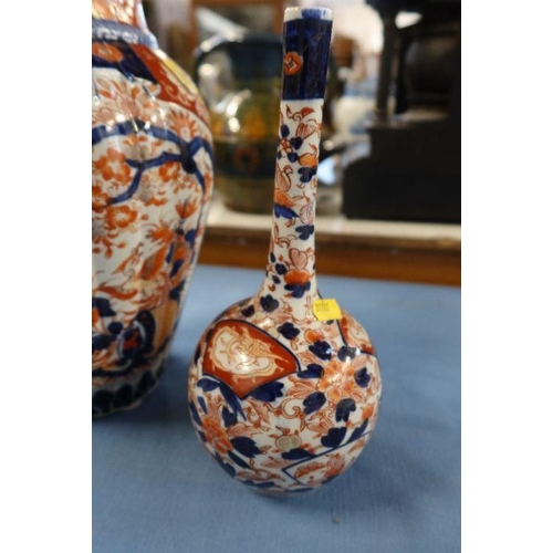 282 - Two Oriental vases, decorated in the Imari palette