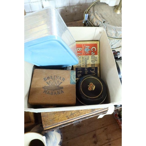 388 - A collection of vintage rulers, boxed stereoscopic viewer and cards, Russian doll etc 