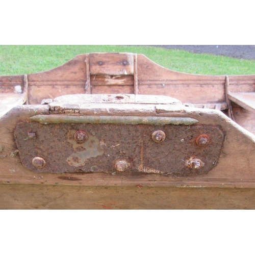 99 - A rowing boat/scull, with three seats, length 260ins, width 46ins