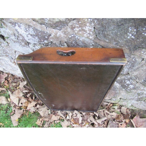 27 - A mahogany butler's tray, width 27.5ins