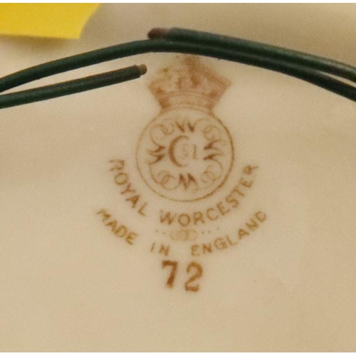 217 - Of Political interest -  Two Royal Worcester circular plaques, by Richard Carbe, George VI and Stanl... 