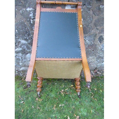 26 - An Edwardian deep buttoned back easy chair