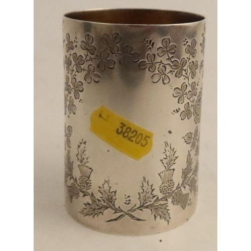 316 - An Irish silver mug, with engraved thistle, rose and shamrock decoration, Dublin 1913, weight 3oz, h... 