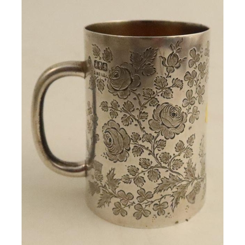 316 - An Irish silver mug, with engraved thistle, rose and shamrock decoration, Dublin 1913, weight 3oz, h... 