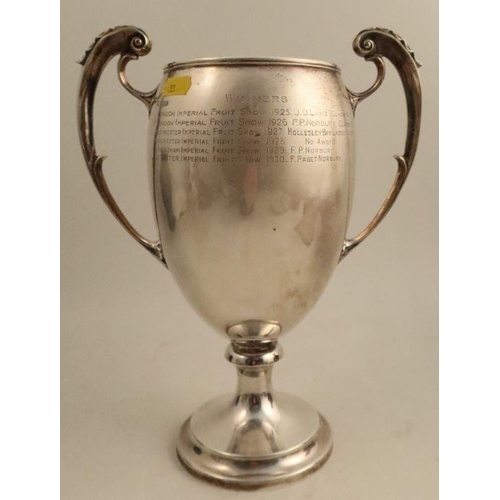 320 - A silver two handled trophy cup, Presented by The London Fruit, Flower & Vegetable Markets Associati... 