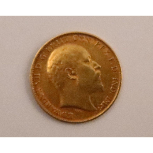 388 - An Edward VII gold half sovereign, dated 1906, weight 4.0g, together with a set of George VI silver ... 