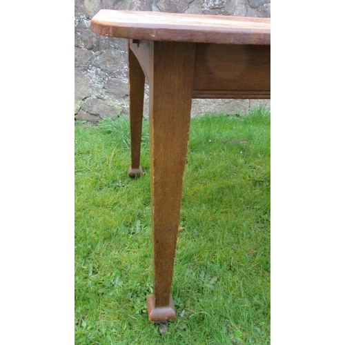 47 - An oak dining table, 42ins x 29ins, height 37ins