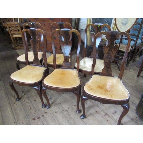 37 - A set of six Queen Anne style dining chairs