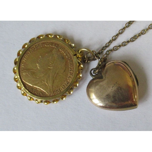 321 - A Victorian half sovereign, 1900, in 9ct pendant mount, together with a 9ct back and front heart loc... 