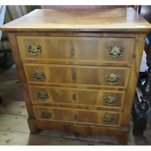 33 - A walnut chest of drawers, width 25.5ins, depth 18ins, height 29ins